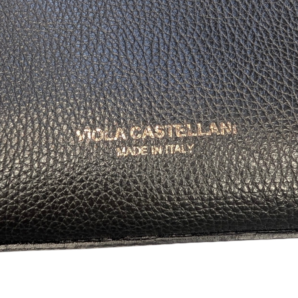 Viola Castellani Italian grain leather crossbody bag W 3 Inside pockets. 11X7x5 - Picture 4 of 16
